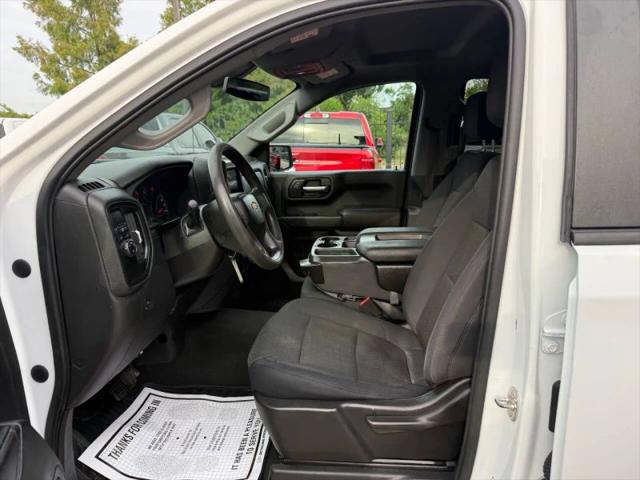 2022 Chevrolet Silverado 1500 2WD Crew Cab Short Bed Custom