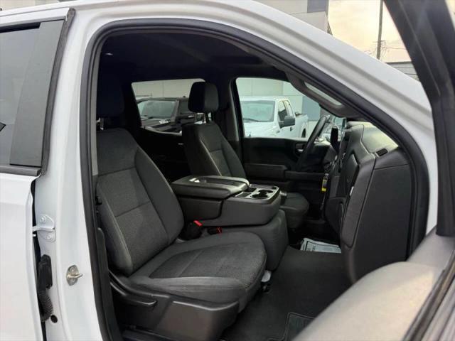 2022 Chevrolet Silverado 1500 2WD Crew Cab Short Bed Custom