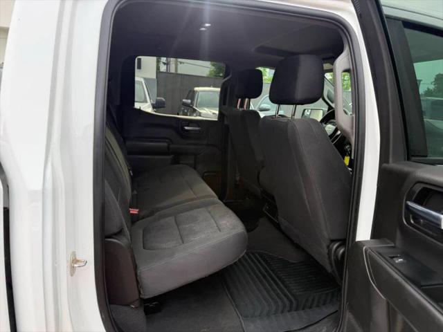 2022 Chevrolet Silverado 1500 2WD Crew Cab Short Bed Custom