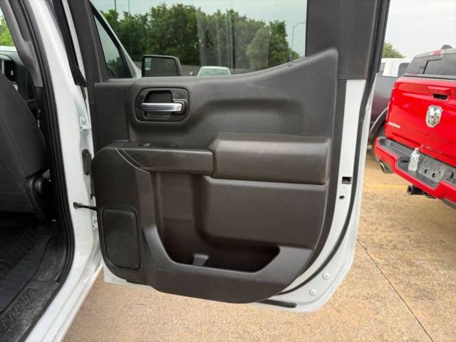 2022 Chevrolet Silverado 1500 2WD Crew Cab Short Bed Custom