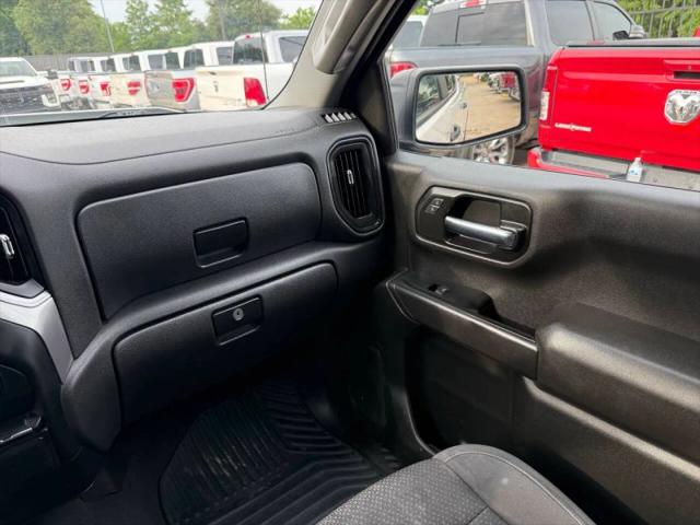 2022 Chevrolet Silverado 1500 2WD Crew Cab Short Bed Custom