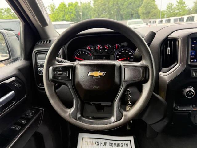 2022 Chevrolet Silverado 1500 2WD Crew Cab Short Bed Custom