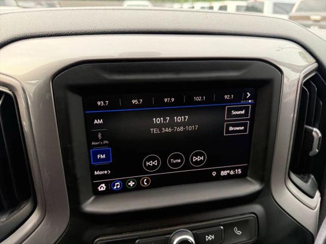 2022 Chevrolet Silverado 1500 2WD Crew Cab Short Bed Custom