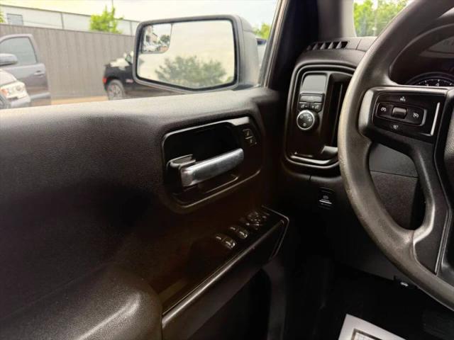 2022 Chevrolet Silverado 1500 2WD Crew Cab Short Bed Custom
