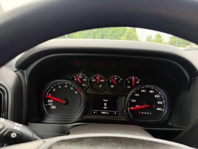 2022 Chevrolet Silverado 1500 2WD Crew Cab Short Bed Custom