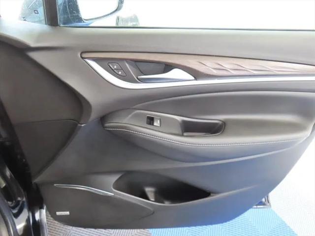 2022 Buick Enclave AWD Avenir