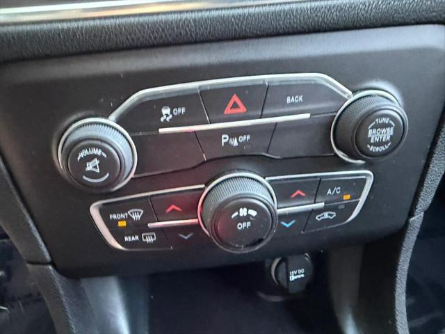 2015 Dodge Charger SE