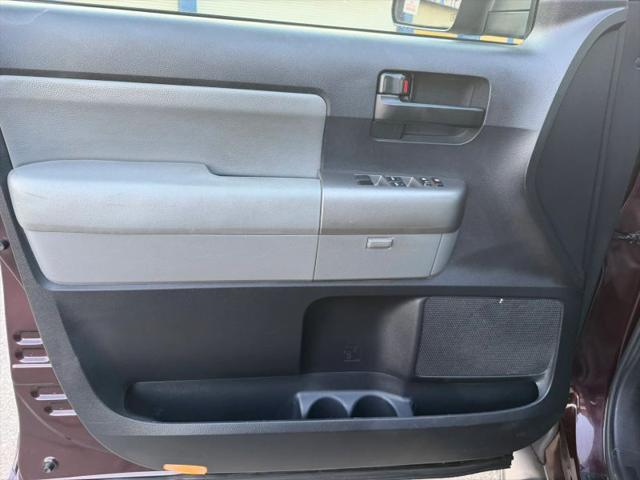 2015 Toyota Sequoia SR5 5.7L V8