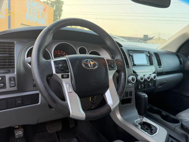 2015 Toyota Sequoia SR5 5.7L V8