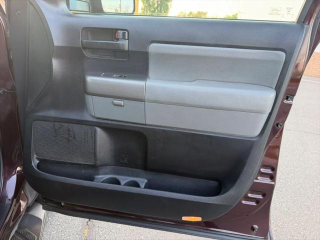 2015 Toyota Sequoia SR5 5.7L V8