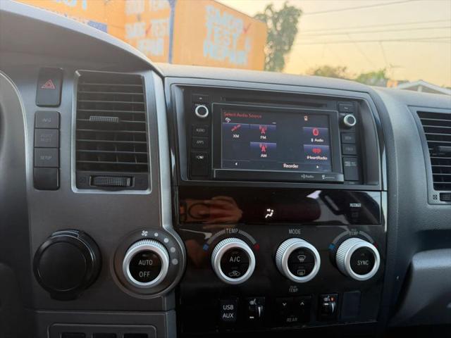 2015 Toyota Sequoia SR5 5.7L V8