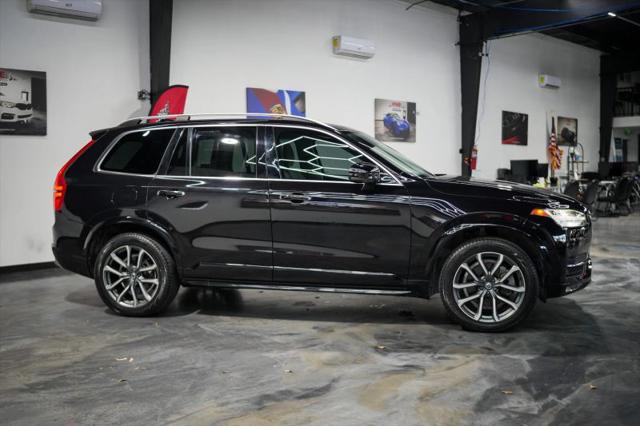 2019 Volvo XC90 T5 Momentum