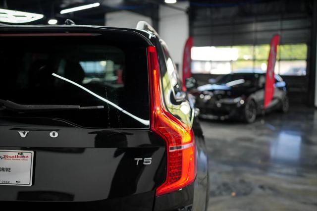 2019 Volvo XC90 T5 Momentum