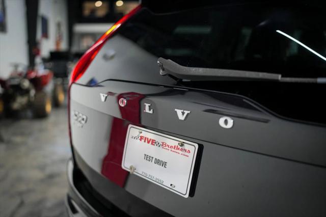 2019 Volvo XC90 T5 Momentum