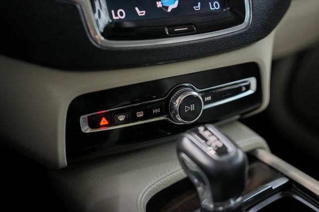2019 Volvo XC90 T5 Momentum