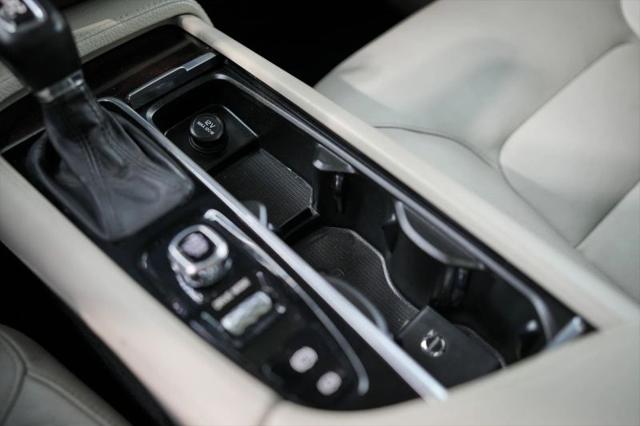 2019 Volvo XC90 T5 Momentum