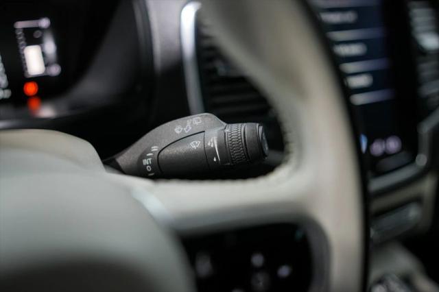 2019 Volvo XC90 T5 Momentum