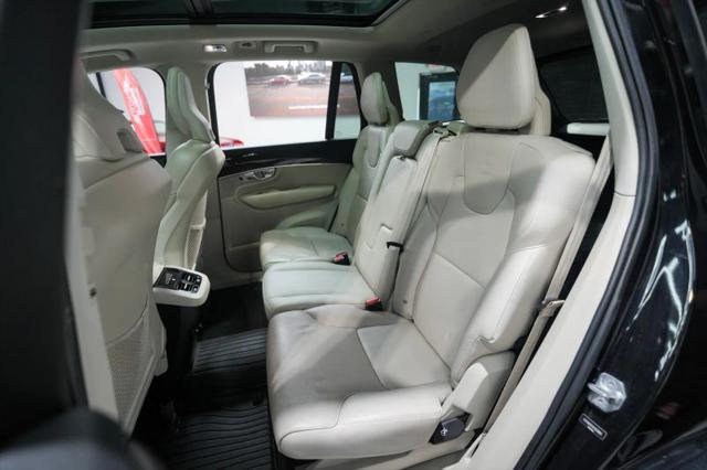 2019 Volvo XC90 T5 Momentum
