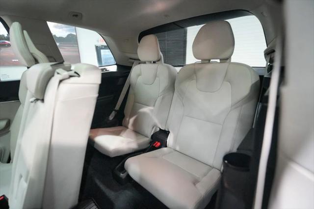 2019 Volvo XC90 T5 Momentum
