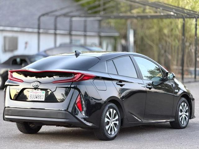 2021 Toyota Prius Prime LE