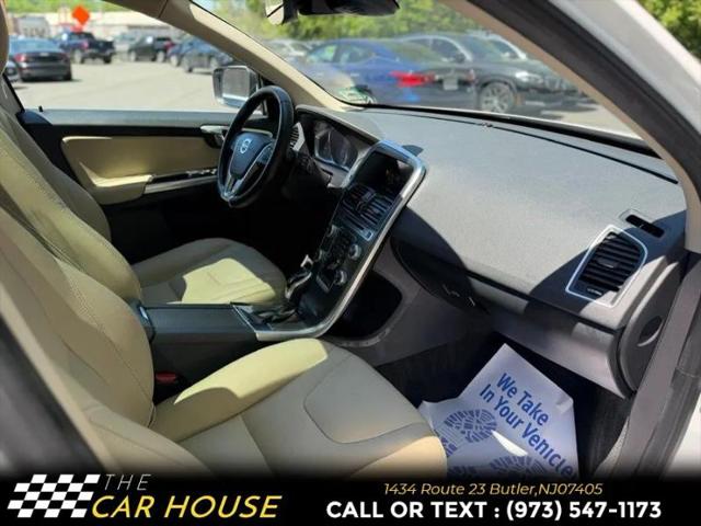 2016 Volvo XC60 T6 Drive-E