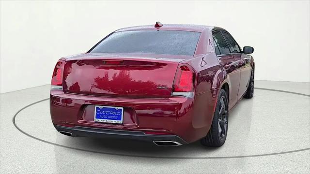 2021 Chrysler 300 Touring