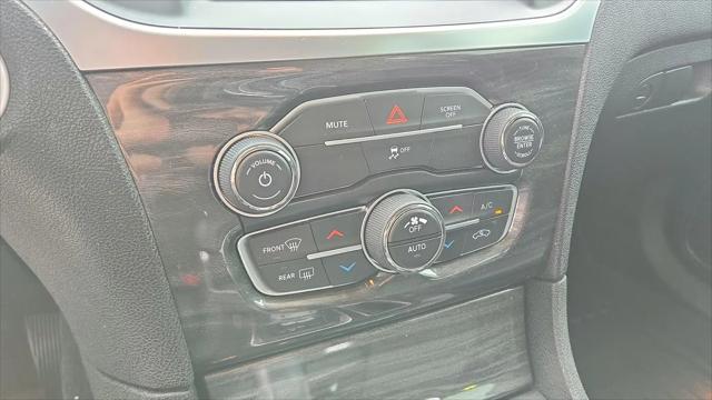 2021 Chrysler 300 Touring