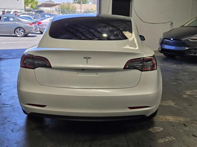 2021 Tesla Model 3 Standard Range Plus Rear-Wheel Drive