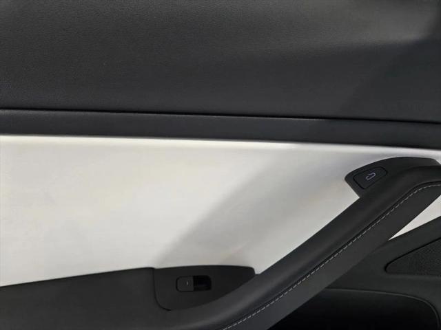 2021 Tesla Model 3 Standard Range Plus Rear-Wheel Drive