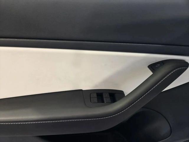 2021 Tesla Model 3 Standard Range Plus Rear-Wheel Drive