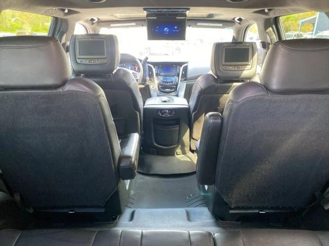 2019 Cadillac Escalade Platinum