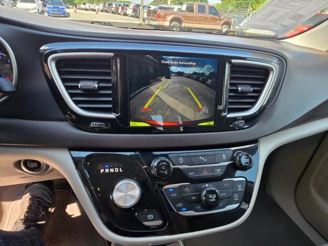 2020 Chrysler Pacifica Touring