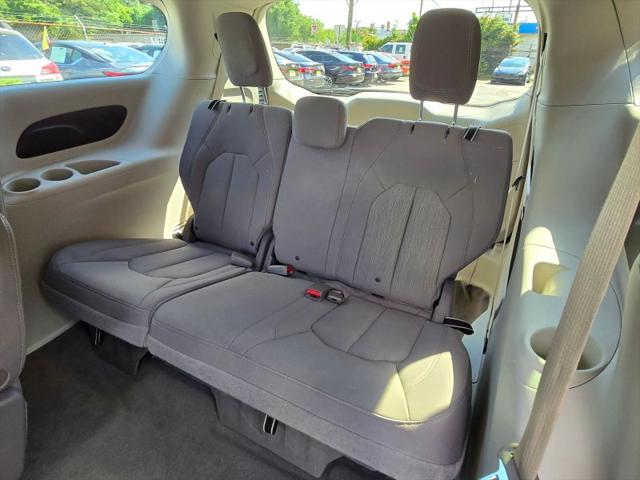2020 Chrysler Pacifica Touring