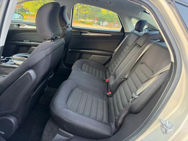 2015 Ford Fusion SE