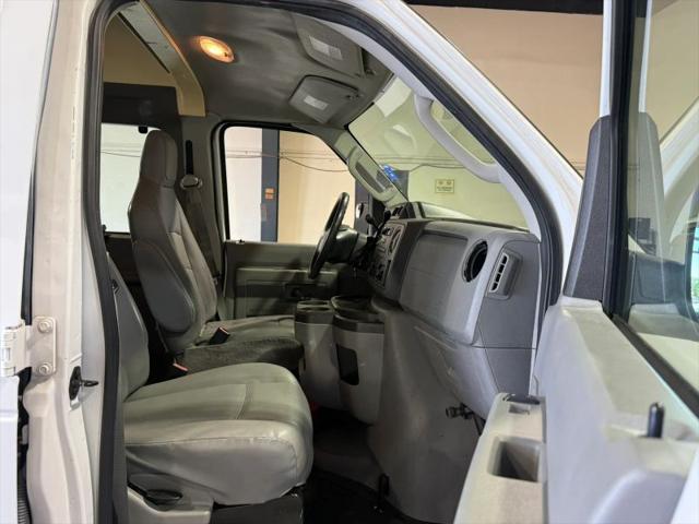 2011 Ford E-250 Base