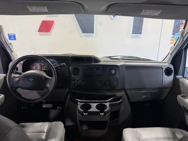 2011 Ford E-250 Base