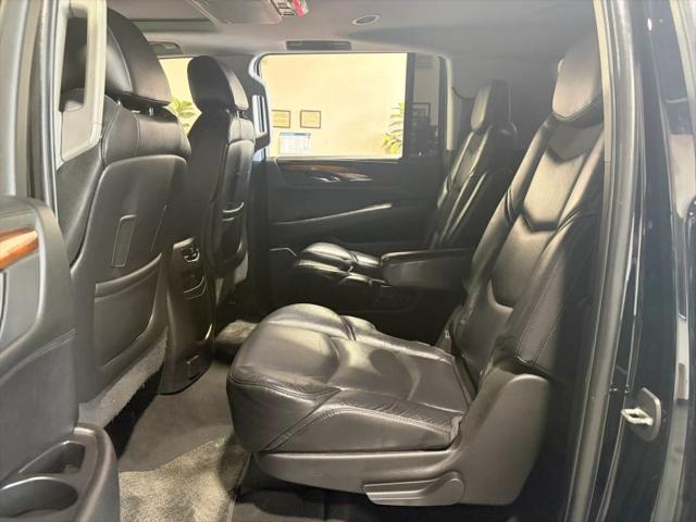 2019 Cadillac Escalade ESV Premium Luxury