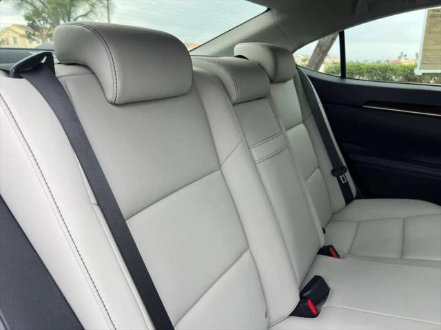 2013 Lexus ES 350 350