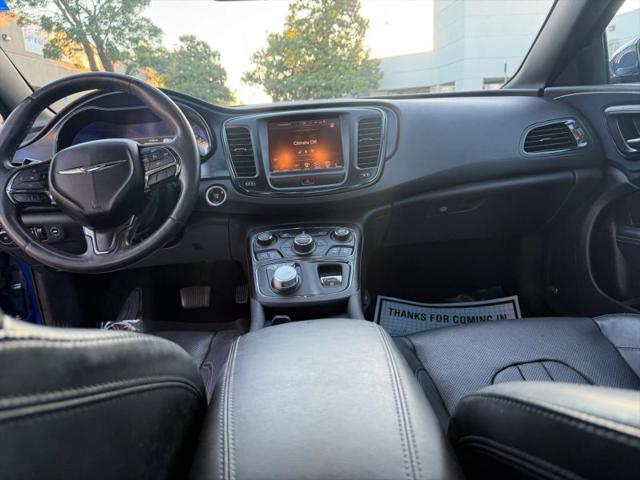 2015 Chrysler 200 S