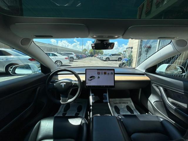 2020 Tesla Model 3 Standard Range Rear-Wheel Drive