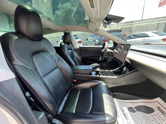 2020 Tesla Model 3 Standard Range Rear-Wheel Drive