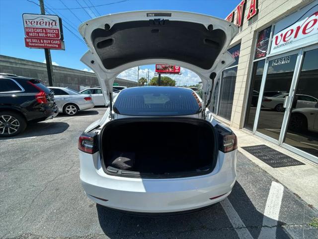 2020 Tesla Model 3 Standard Range Rear-Wheel Drive