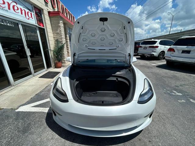2020 Tesla Model 3 Standard Range Rear-Wheel Drive