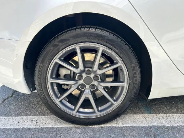 2020 Tesla Model 3 Standard Range Rear-Wheel Drive