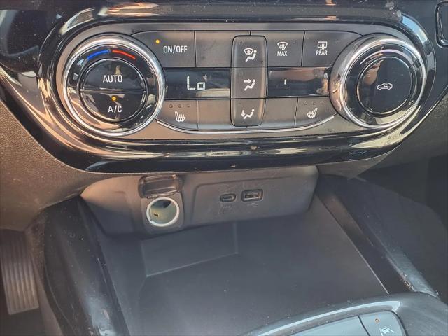 2025 Chevrolet Trax FWD LT