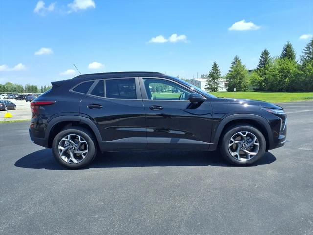2025 Chevrolet Trax FWD LT