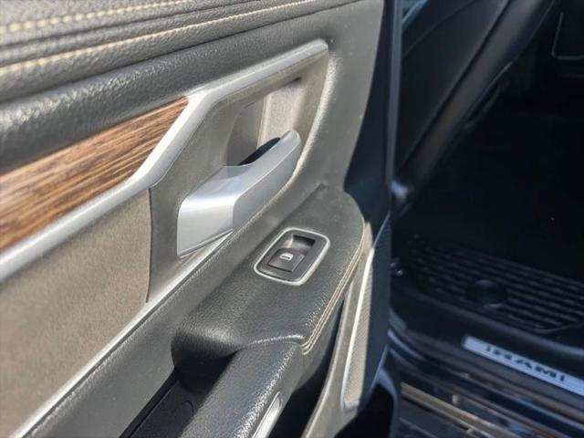 2020 Ram 1500 Laramie Crew Cab 4x4 5'7" Box