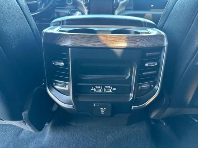2020 Ram 1500 Laramie Crew Cab 4x4 5'7" Box