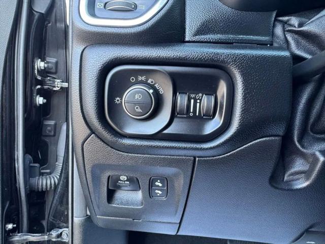 2020 Ram 1500 Laramie Crew Cab 4x4 5'7" Box