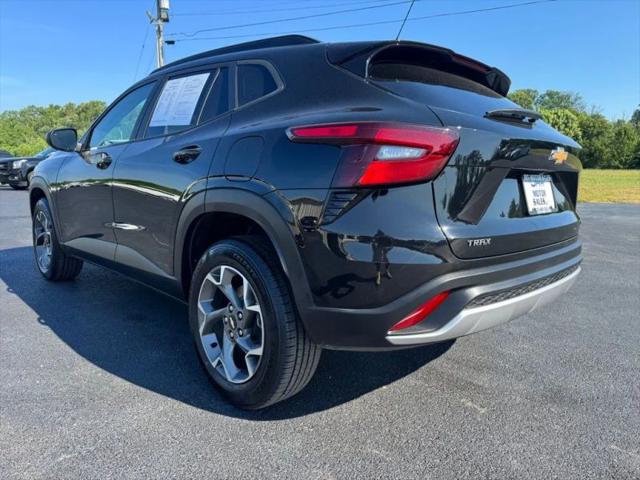 2024 Chevrolet Trax FWD LT